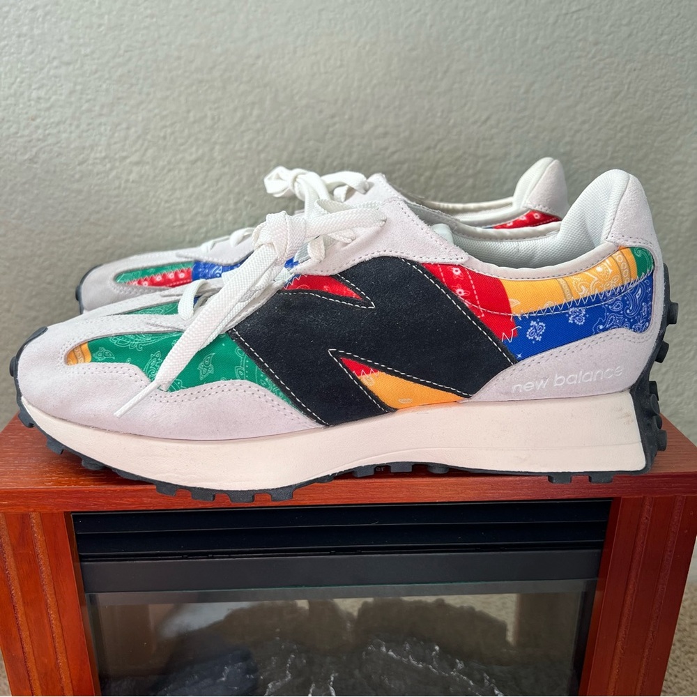 New Balance x Shoe Palace 327 Unity Patchwork Bandana - Picture 3 of 10